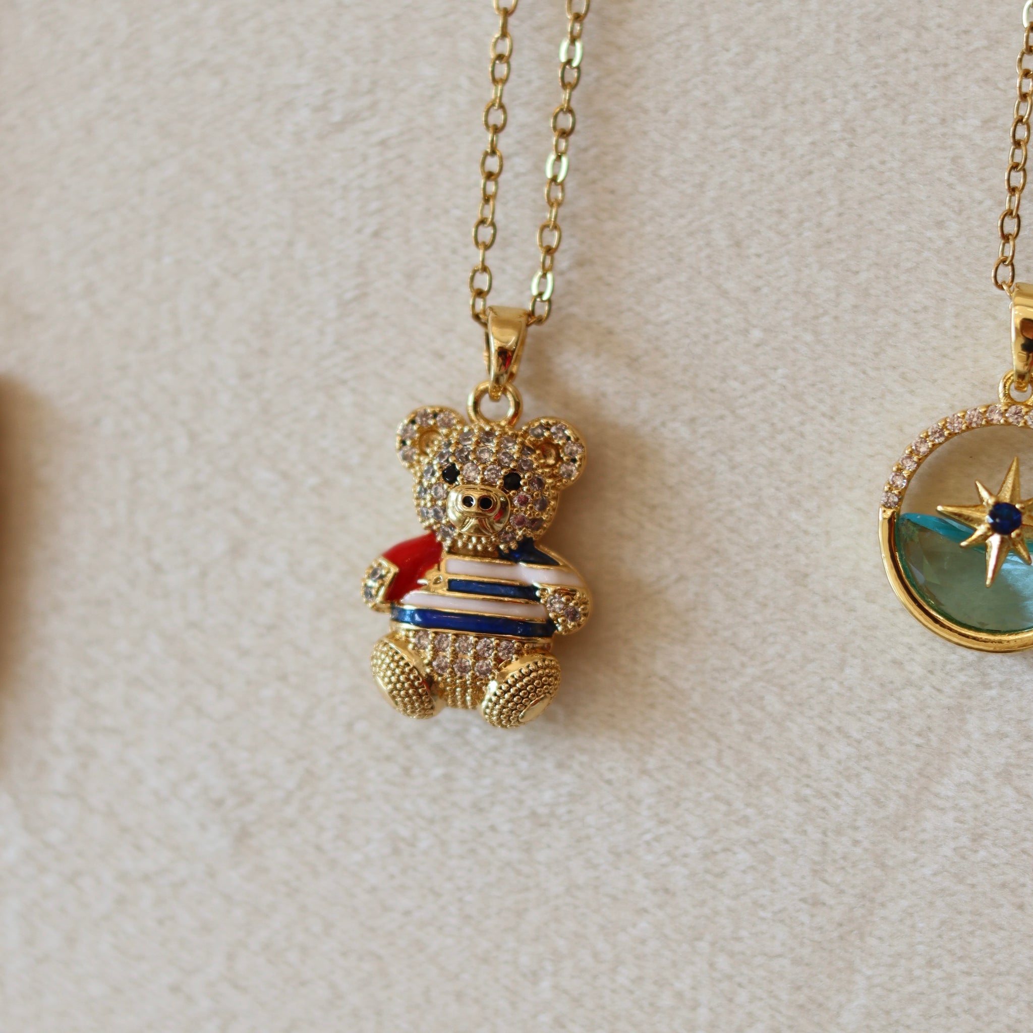 Collar Pola