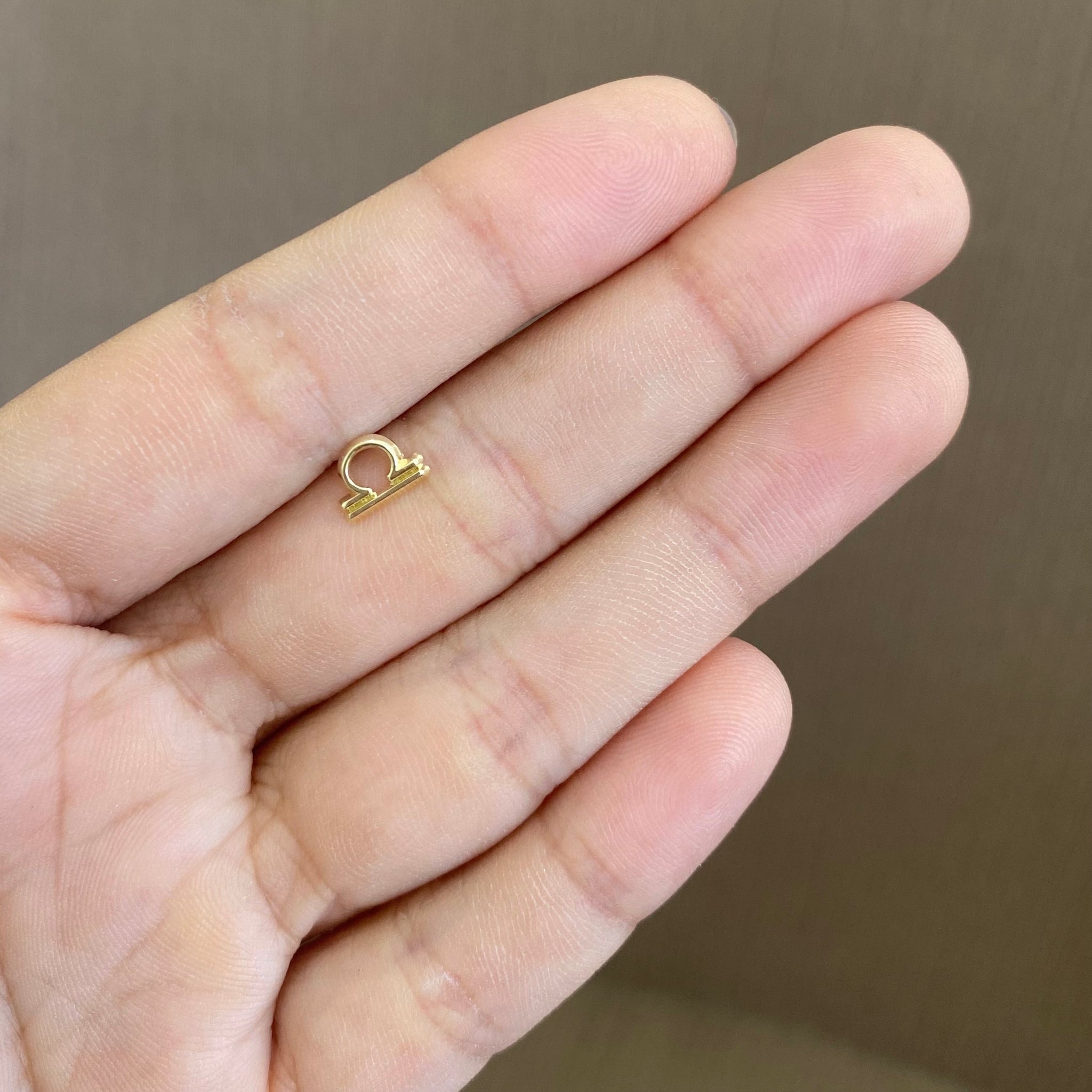 Arete Libra - Oro 10k
