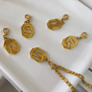 Collar Dasha (inicial)